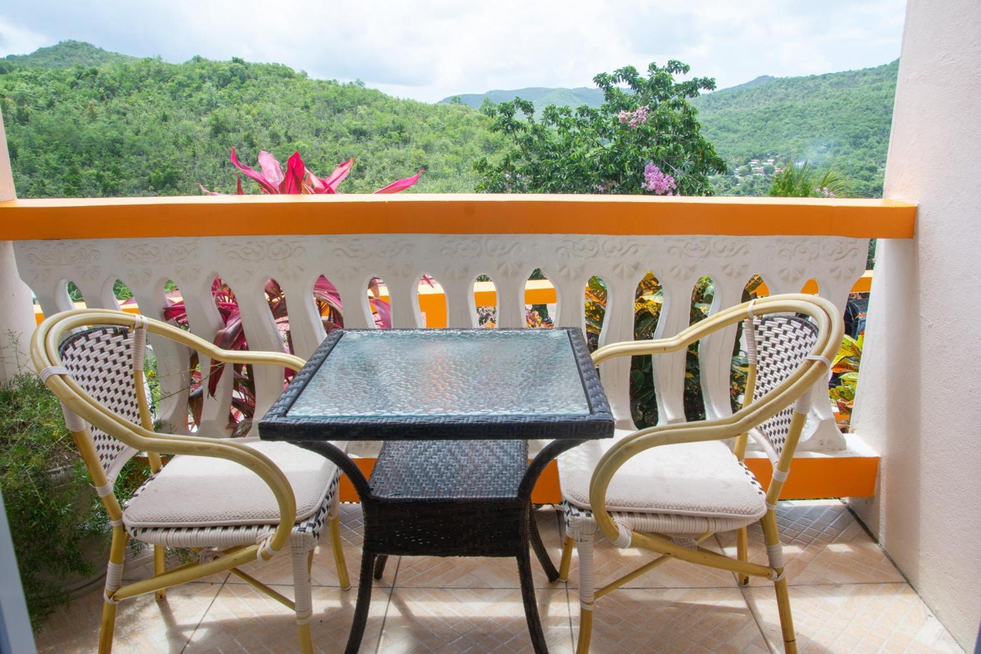 Mountain View Apartments Gros Islet Eksteriør billede